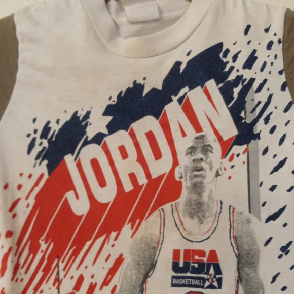 Vintage Jordan Basketball Short Sleeve T-Shirt - Picture 2 of 5